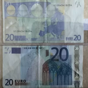 Counterfeit €20 Euro Bills